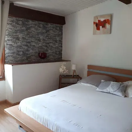 Gite De Provence - *